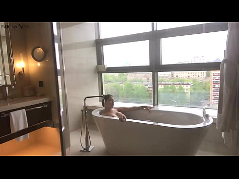 ❤️ Ogromna laska namiętnie waląca sobie cipkę w łazience ❤ Anal porn at us ️❤